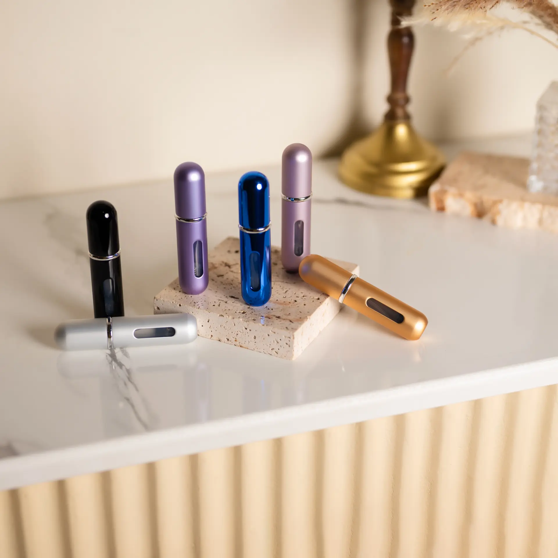 Travala Refillable Perfume Spray Pink - view 5