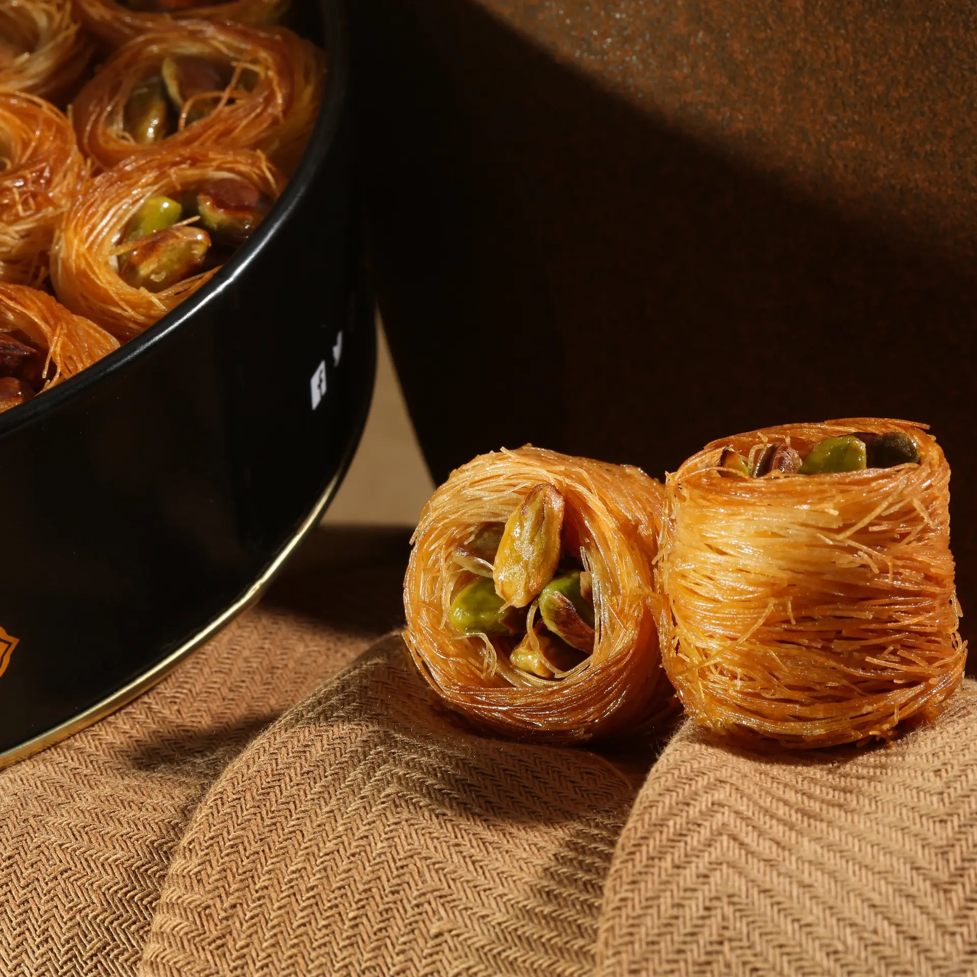 Almathaq Alarabi Bilbol Nest Small 290 gm - view 7