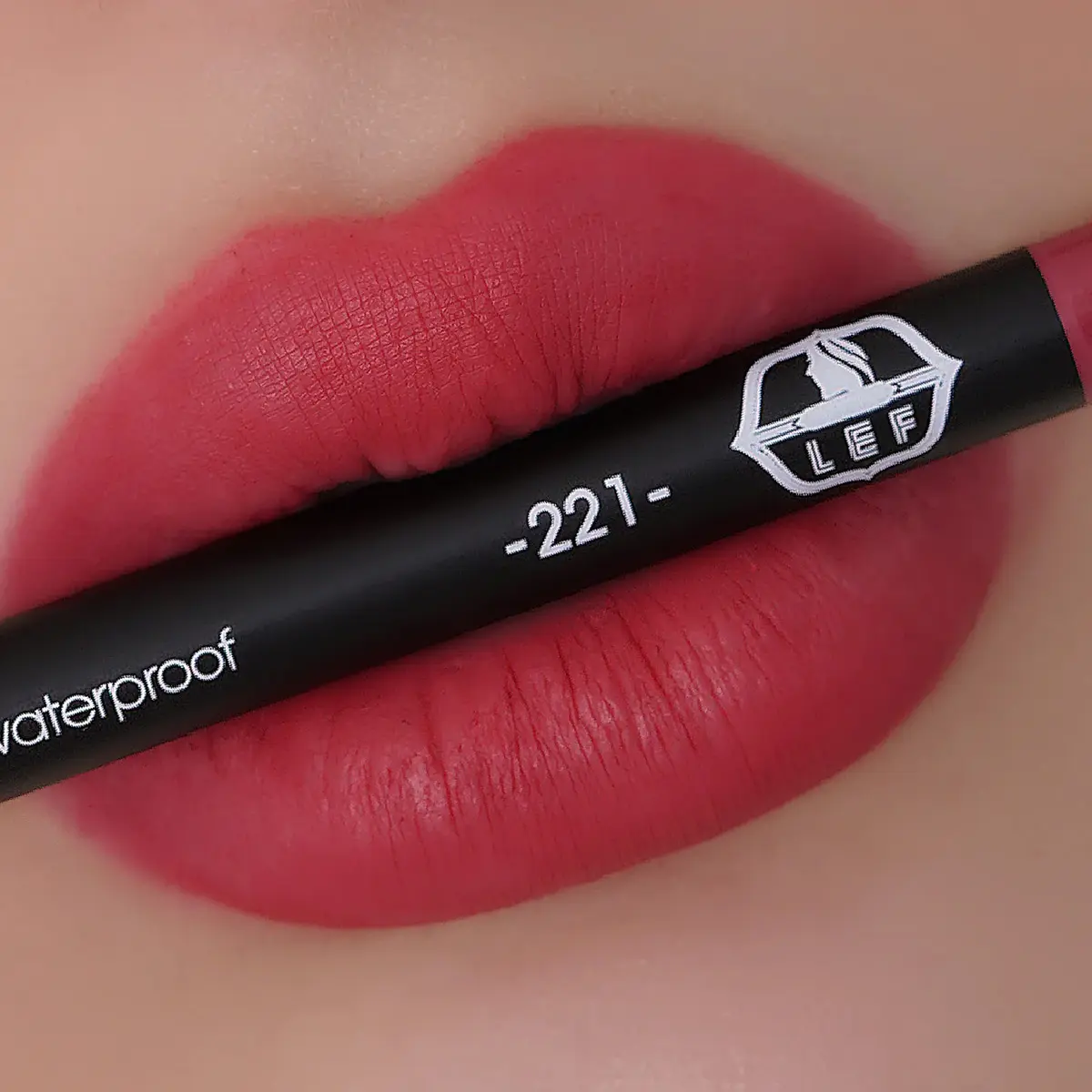 Lef Lip Liner Water Proof 221 - view 3