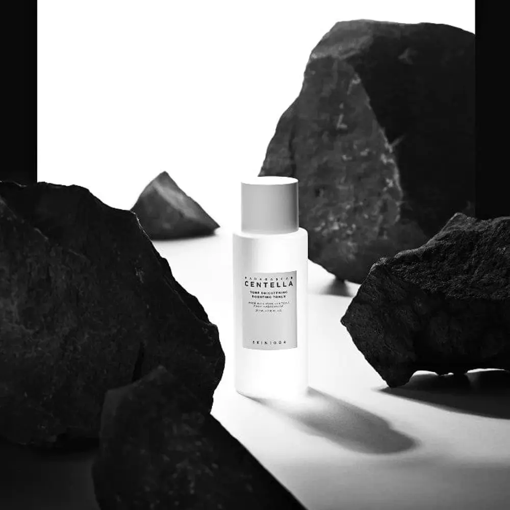 Skin1004 Madagascar Centella Tone Brightening Boosting Toner 210 ml - view 6