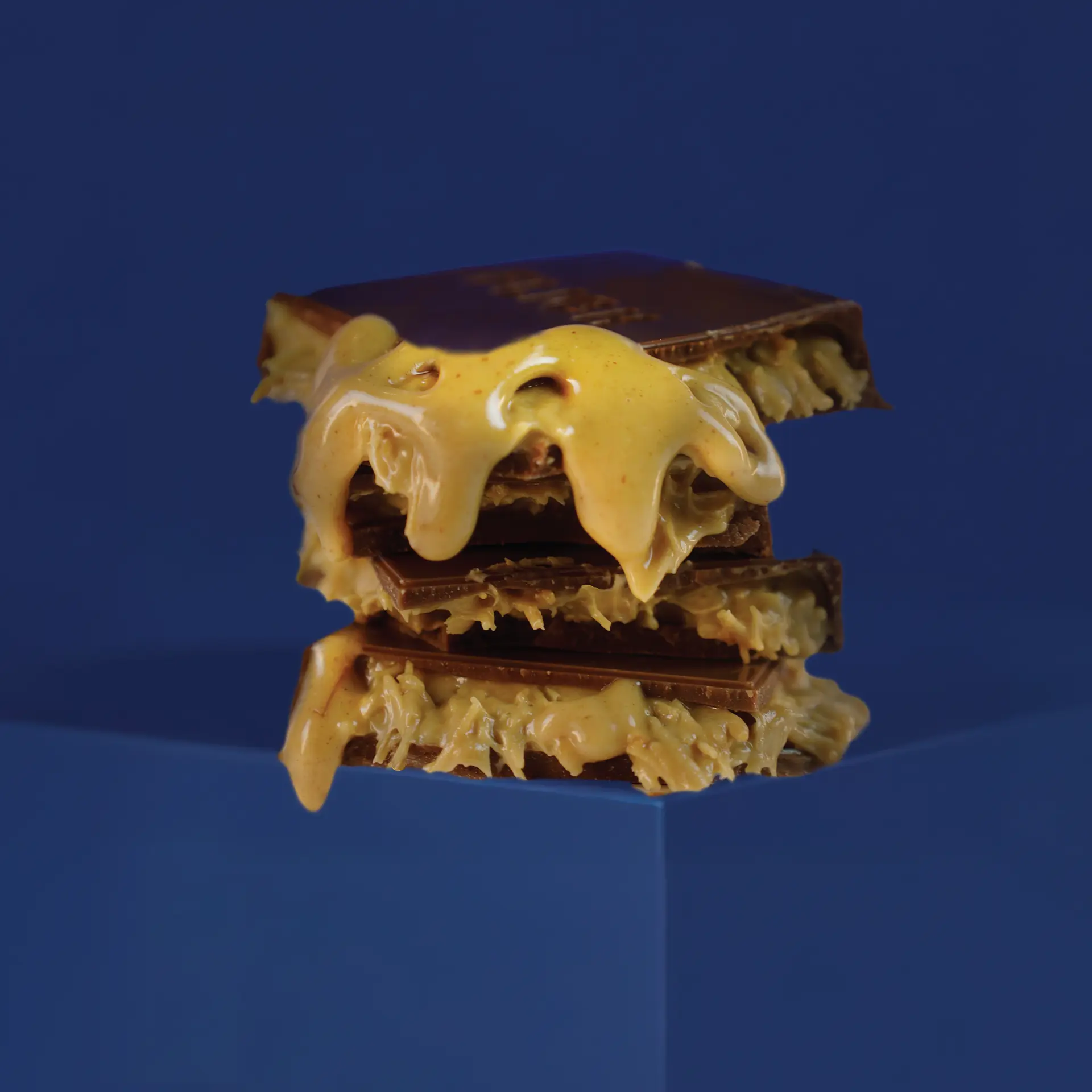 Floppy Milk Chocolate with Kunafa Peanut Butter 57 gm  - view 3