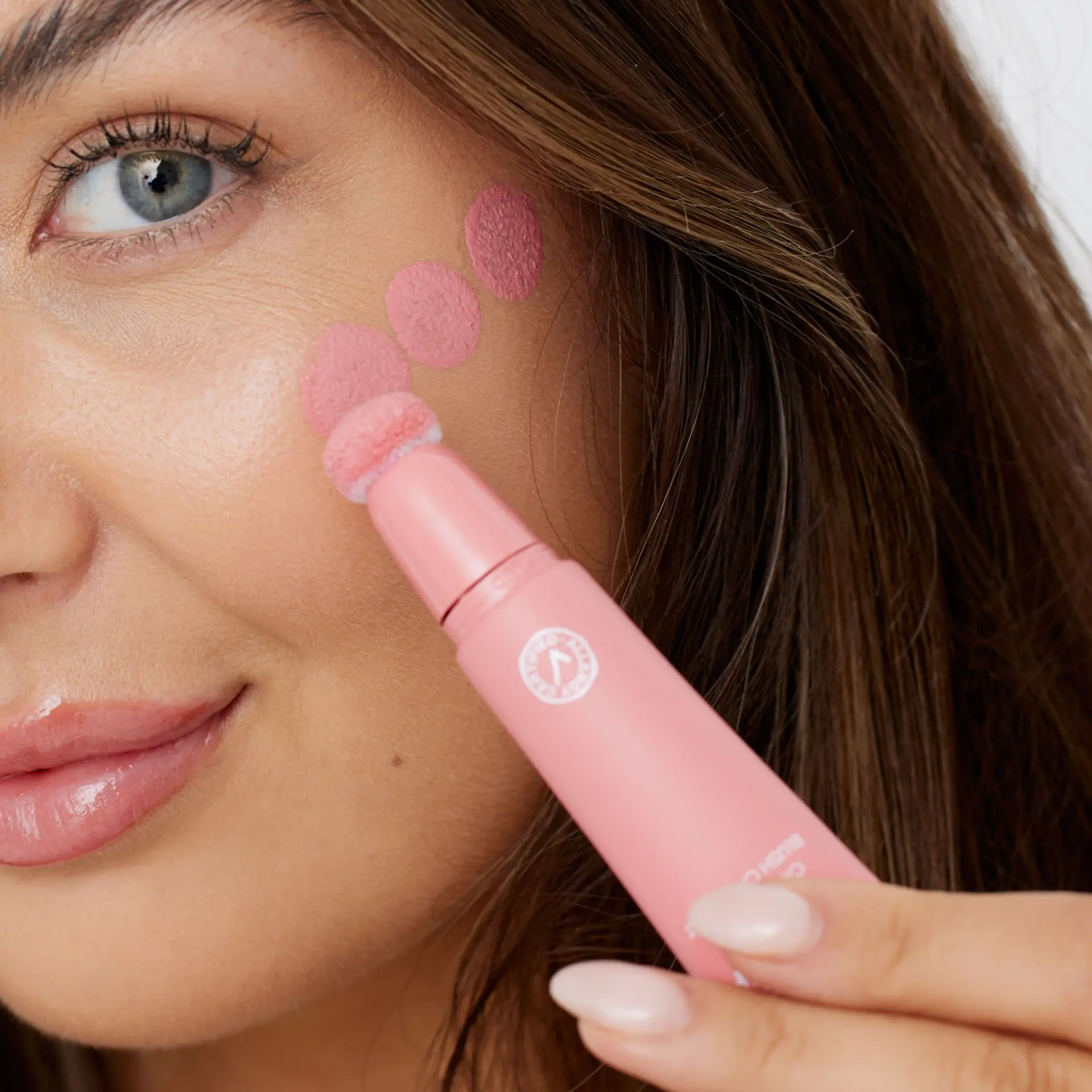 Gosh Cream Matte Blush Up  Dusty Rose 002 - view 5