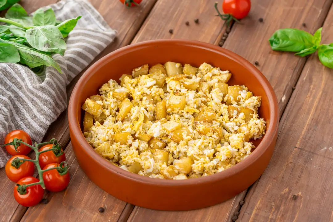 Mfaraket Batata with Eggs