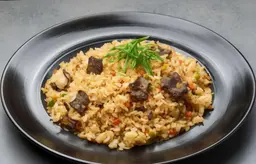أرز مقلي لحم
