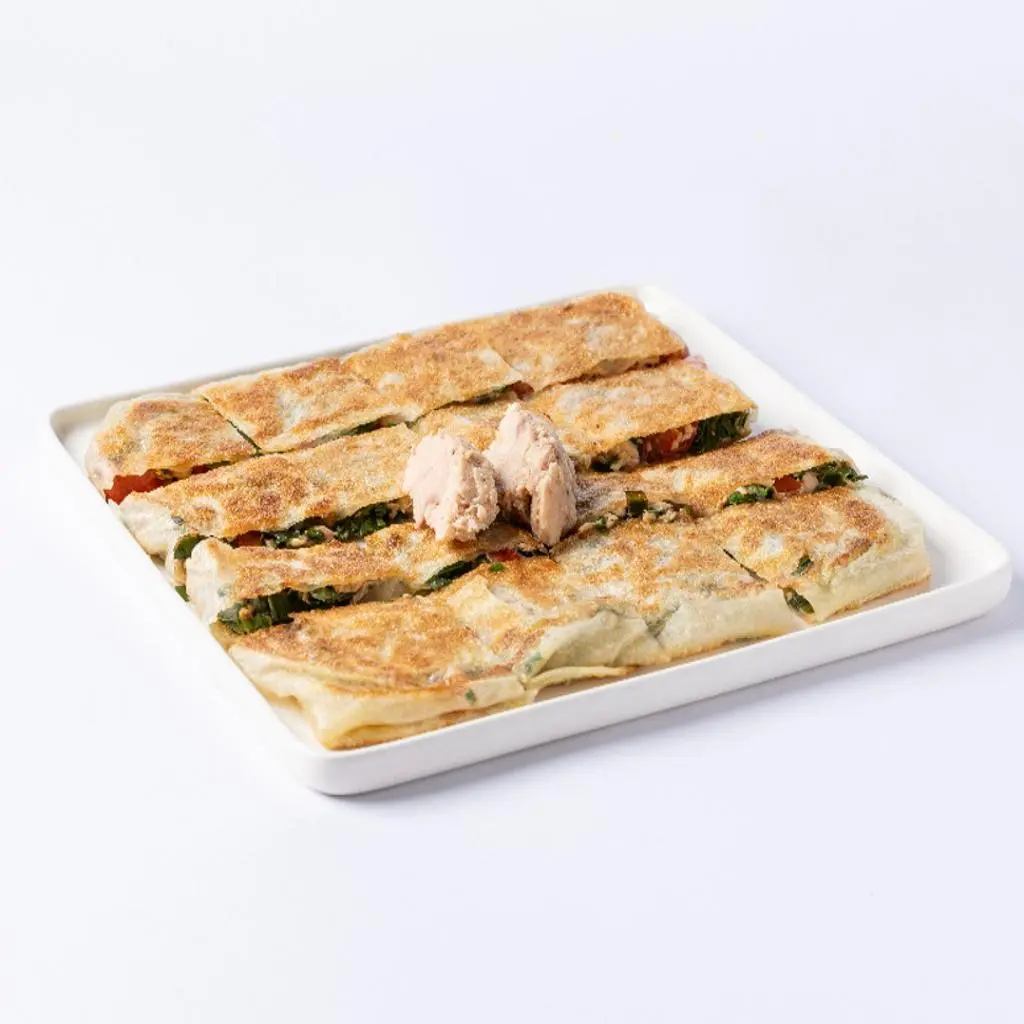 مطبق تونة وجبن