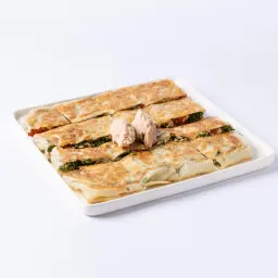 مطبق تونة وجبن