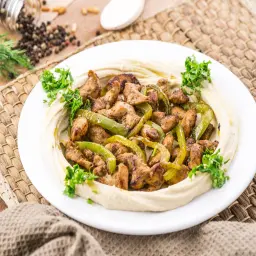 حمص بالدجاج