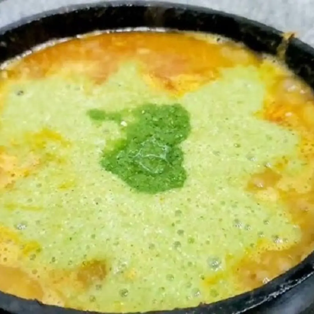 Saltah with Eggs