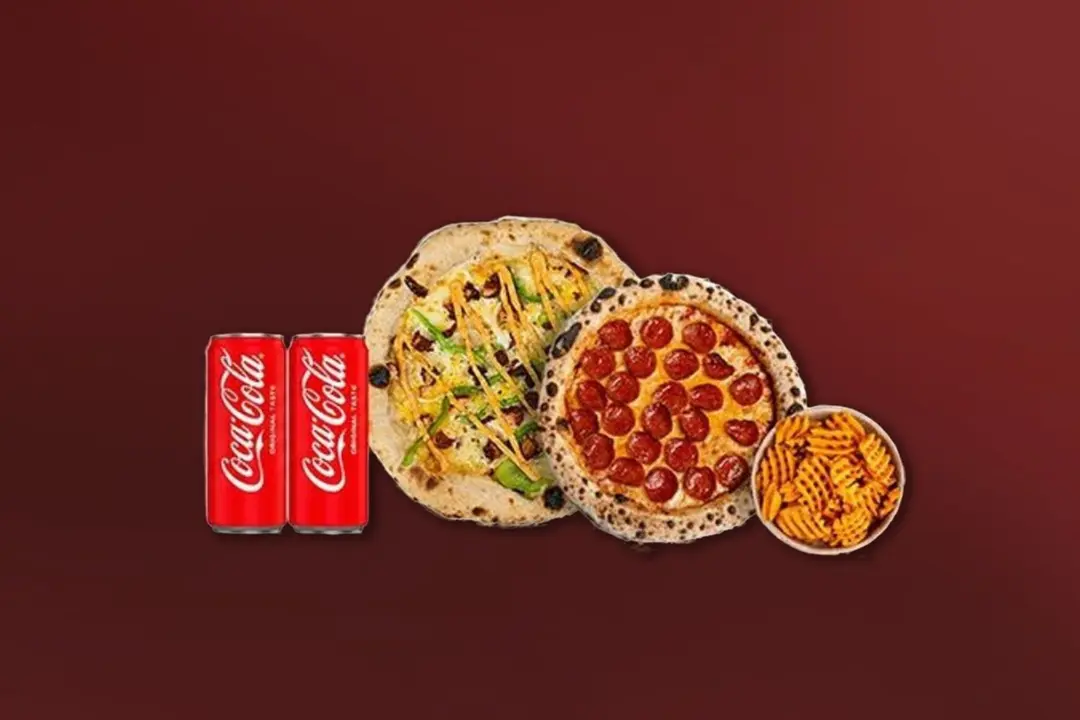 بيتزا + بيتزا وسط + وافل فرايز + 2 كولا