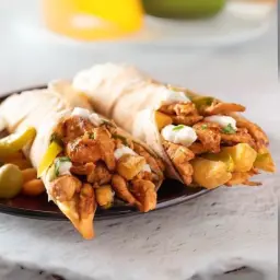 ساندويتش شيش طاووق