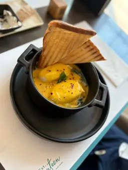 Egg florentine