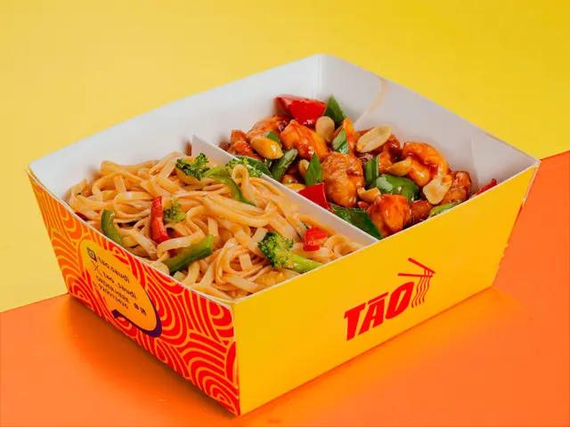 Kung Pao Chicken with Noodle