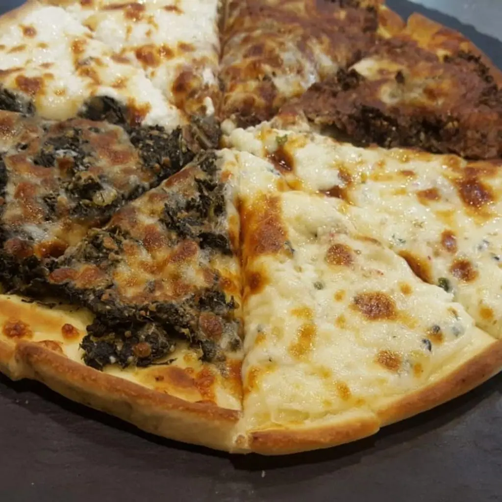 Cheese Mix Pizza