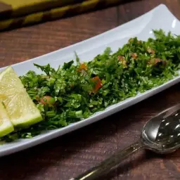 سلطة خضراء