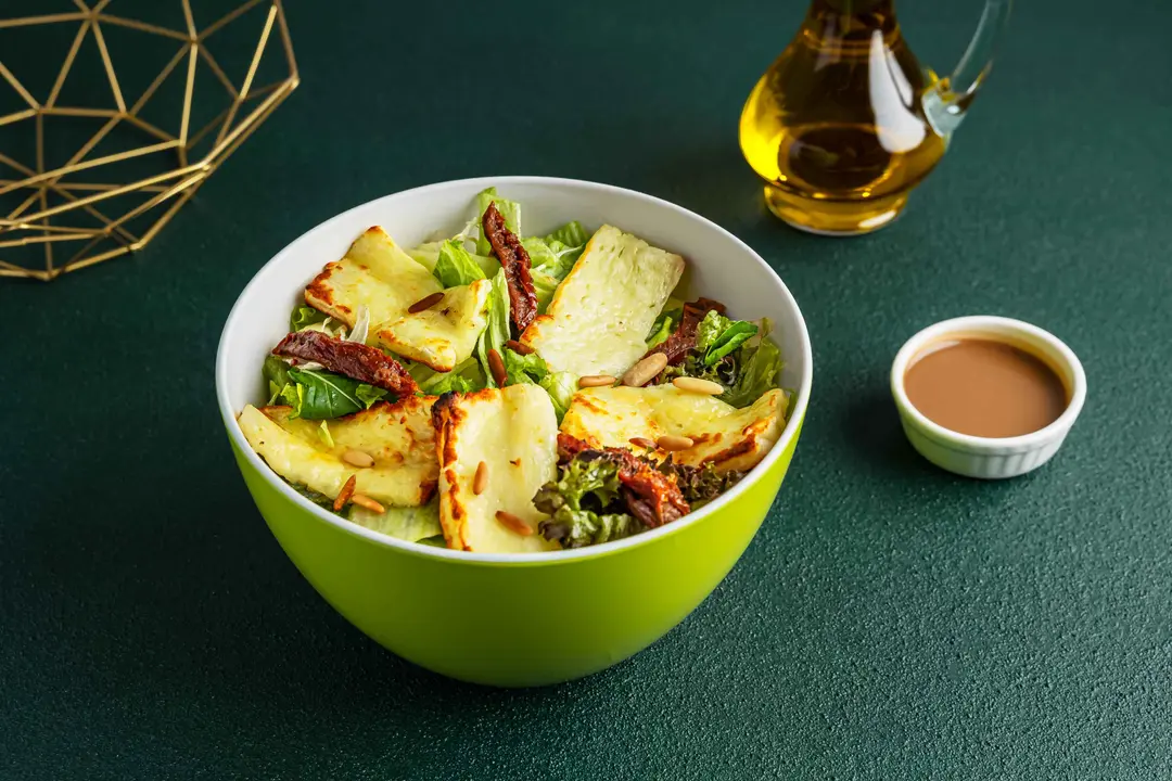 Grilled Halloumi Salad