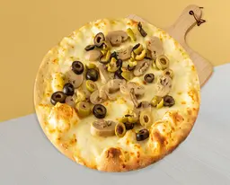 Akkawi cheese, mushrooms and olives