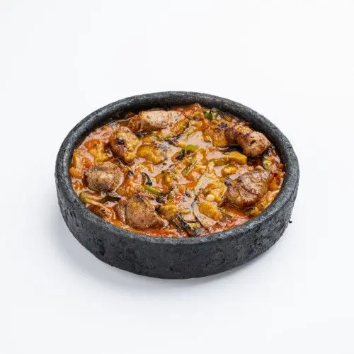Meat in Clay Pan