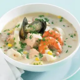 شوربة سي فود مع صوص