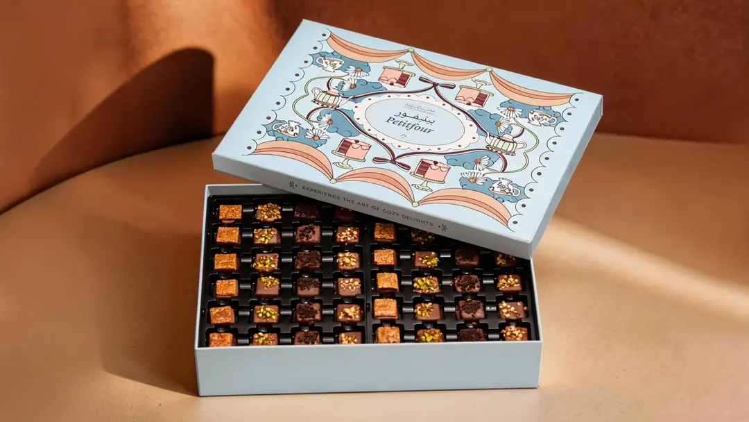 Petit Four Box