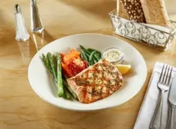 ™SKINNYLICIOUS السلمون المشوي