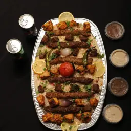 صحن مشكل لحوم