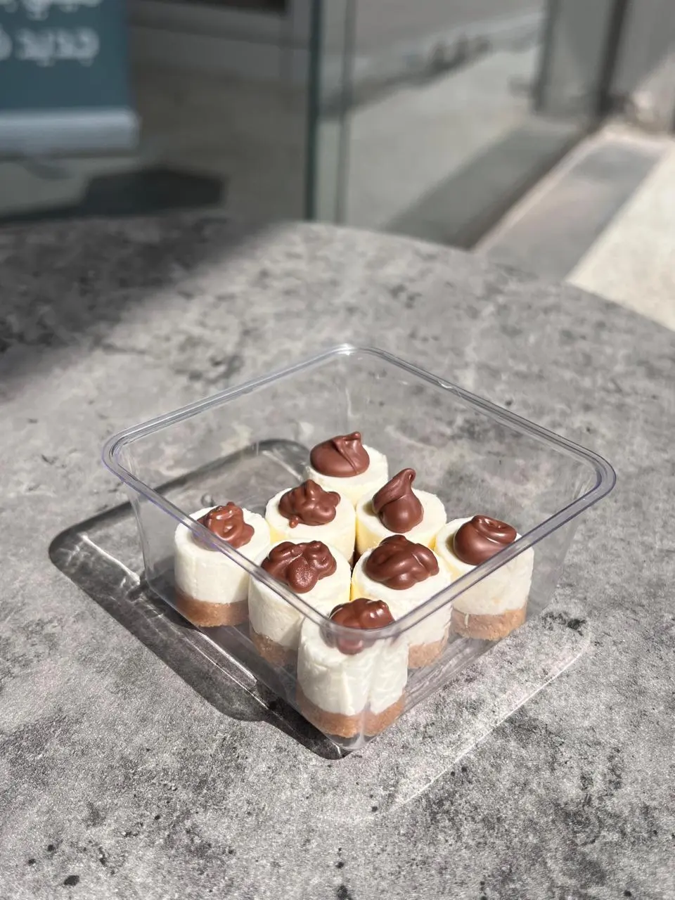 Tiny Chocolate Cheesecake the size of the piece 2 cm * 2 cm