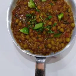 تونة بالبازلاء