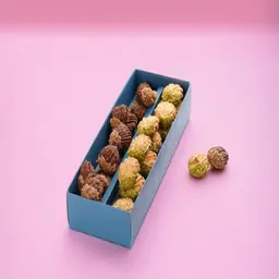 Petit fours