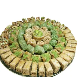 Mixed Baklava with Cashews _ 1 Kilo