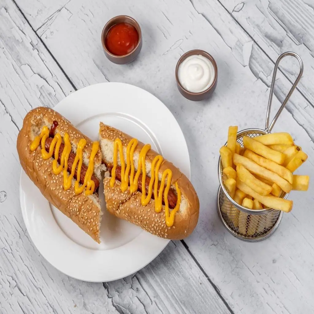 ساندويتش نقانق مشوي أصابع
