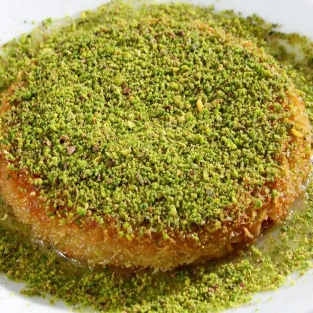 Pistachio Kunafa with Cream