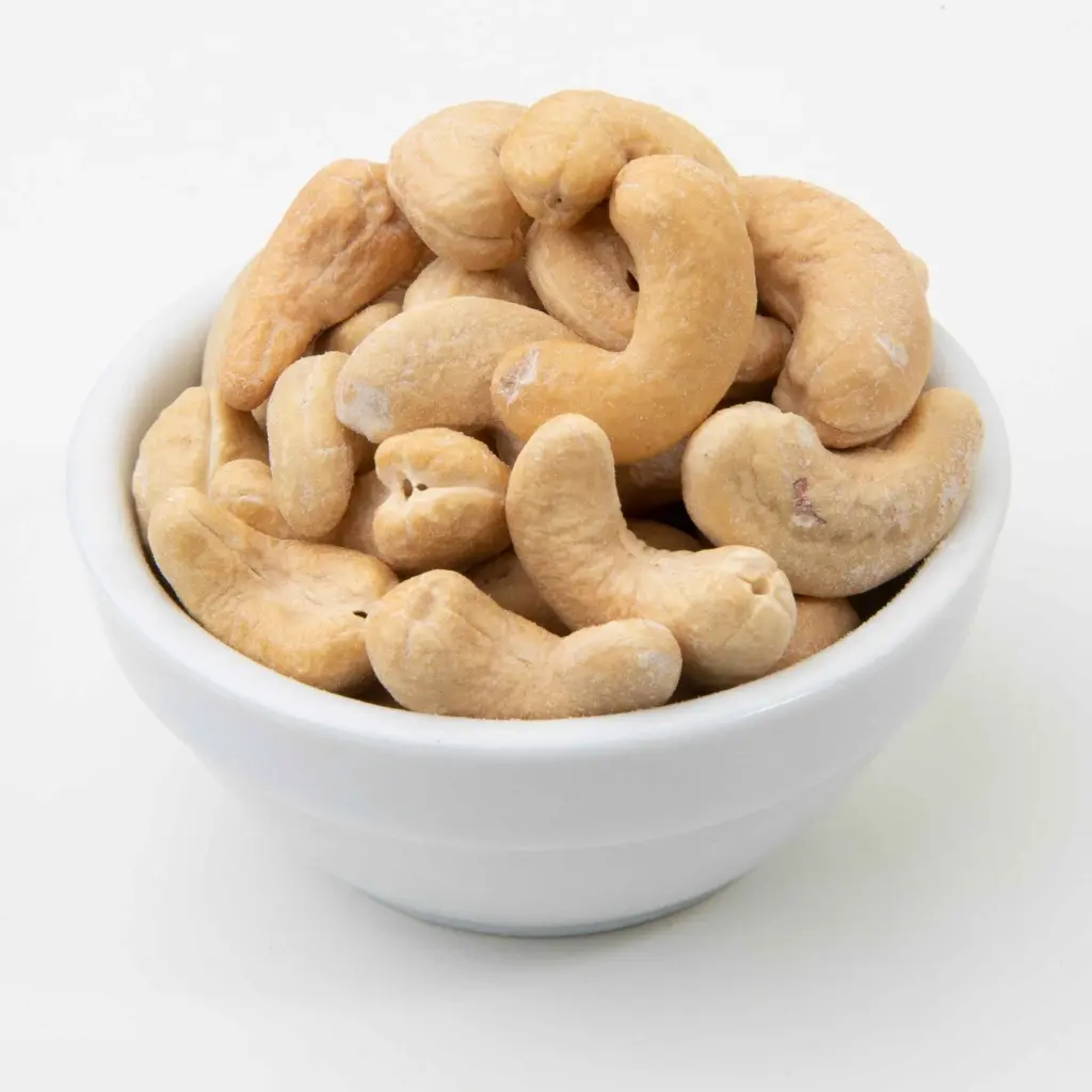 كاجو محمص مالح جامبو