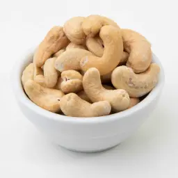 كاجو محمص مالح جامبو