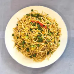 نودلز الدجاج