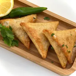 سمبوسة  لحم