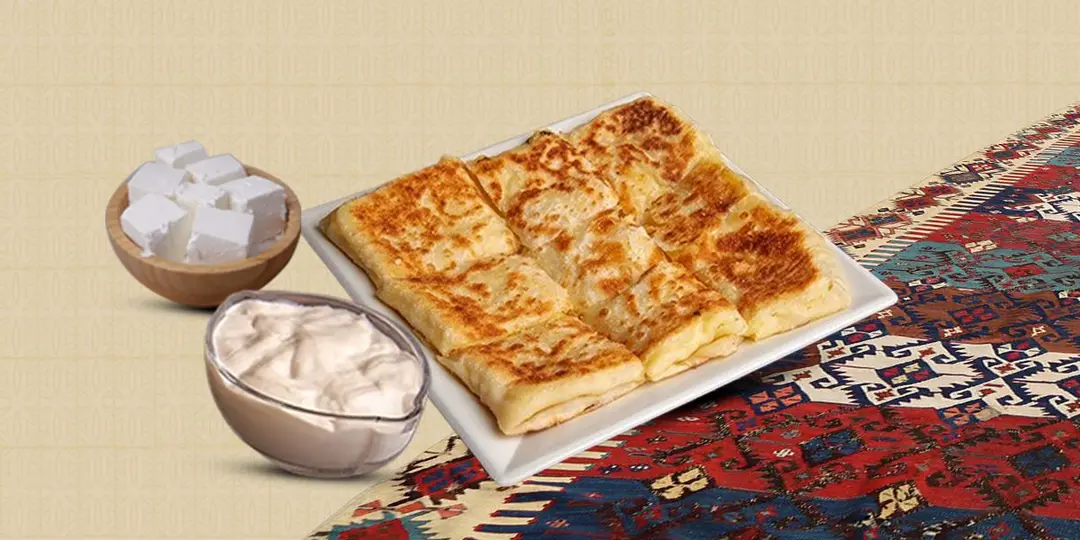 مطبق حلو قشطة وجبن