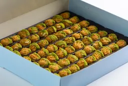 ميني بيتي فور فانيليا بالفستق