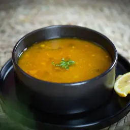 شوربة عدس بالخضار
