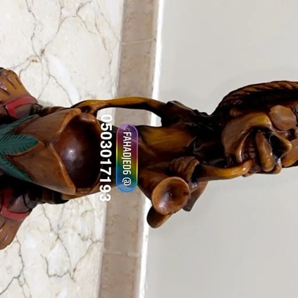 مجسم طفاية بوب مارلي آلة البوق