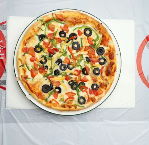 Vegetable pizza