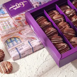 Petit Four