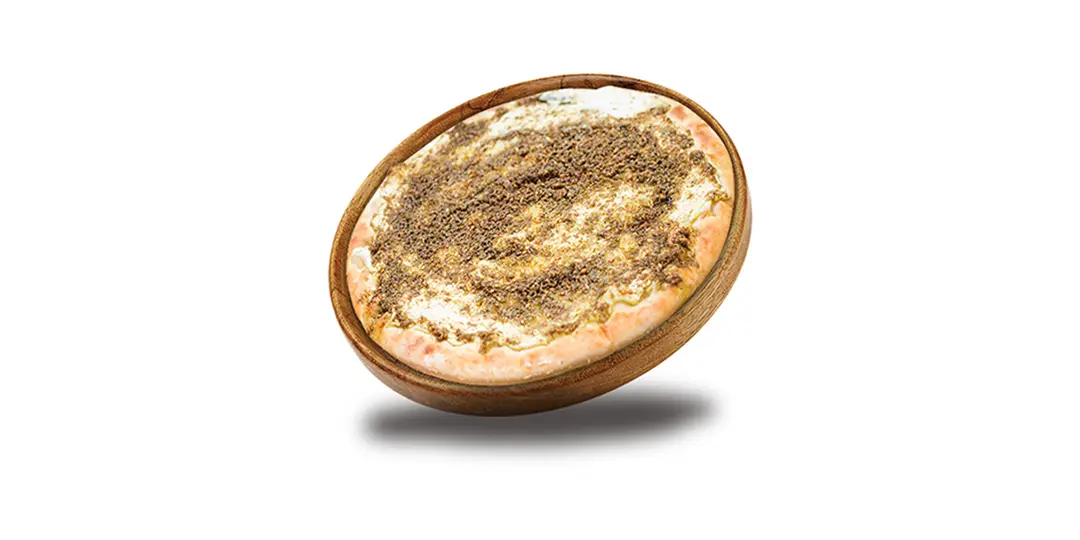 منقوشة جبن مع لبنة