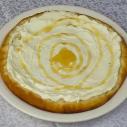 لبنة عسل