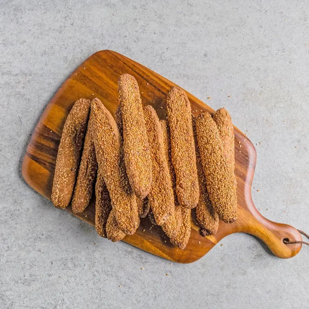 Nuts Rusk