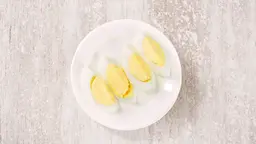 وعاء بيض مسلوق 1 بيضة
