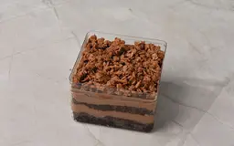 كيك شوكولا علبة