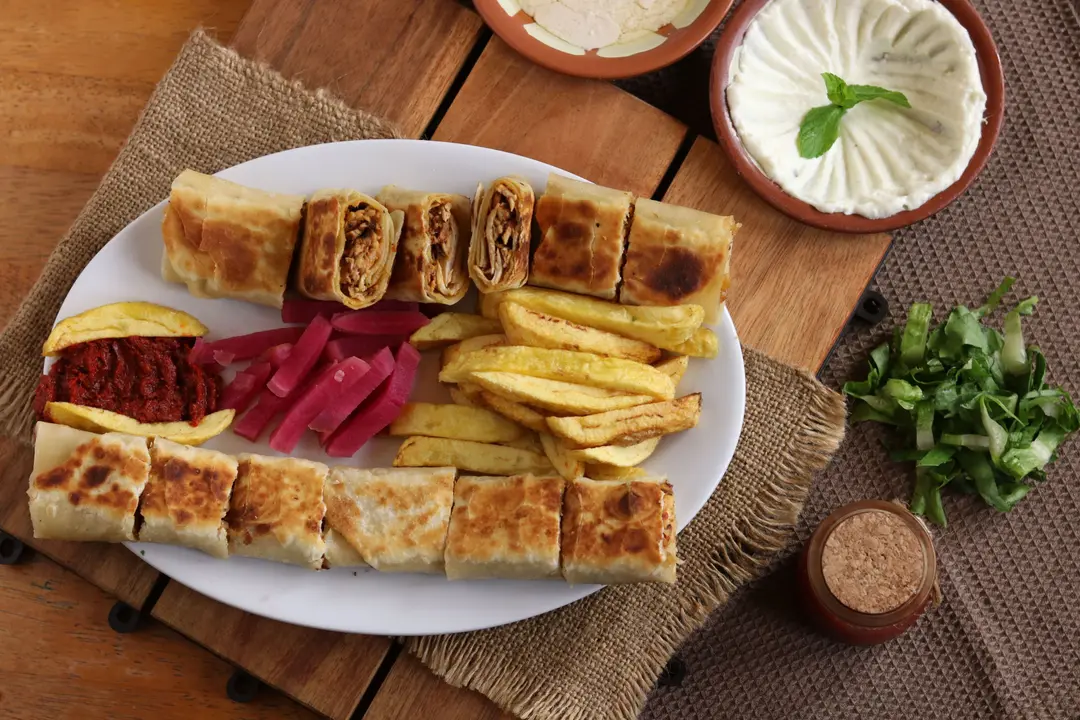 Arabic Chicken Shawarma (Plate)