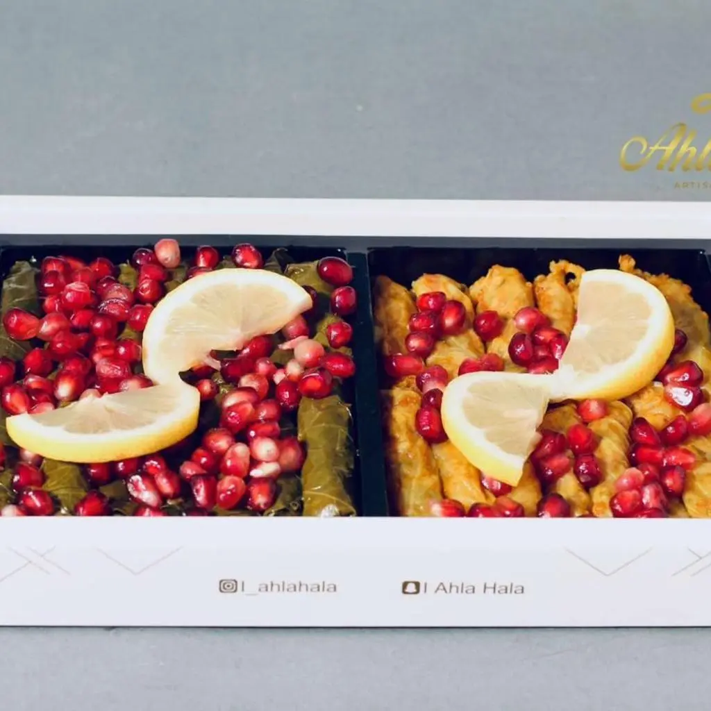 malfof box + grape leaves