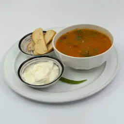 شوربة ماستافا بالأرز والخضار