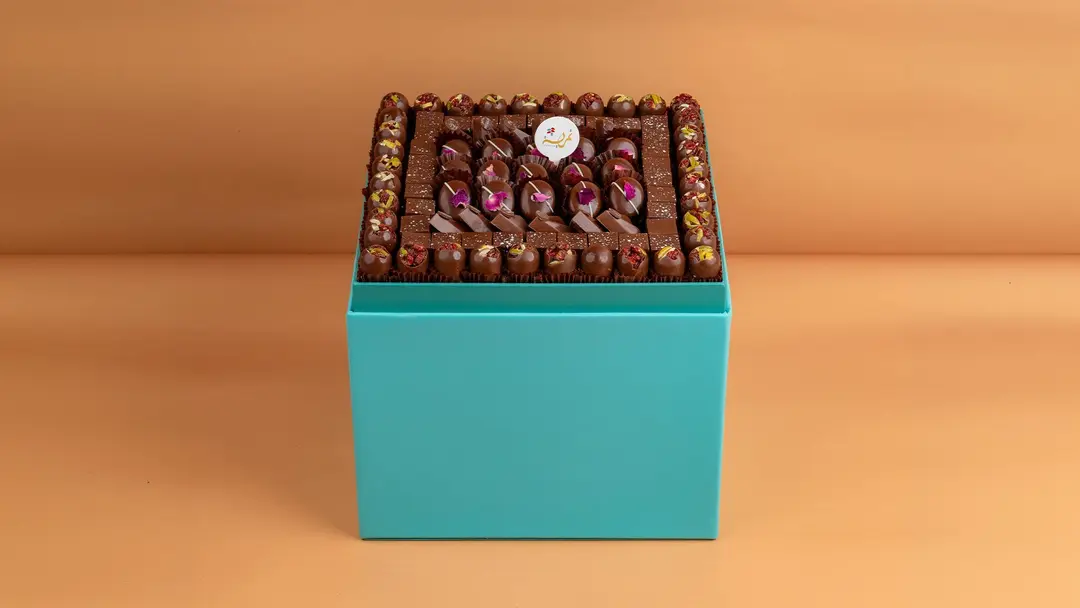Tmreya chocolate tray 1